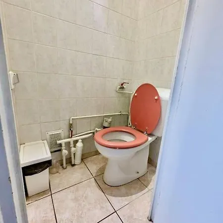 Lägenhet Impeccable Chambre, Bien Place, Calme & Equipe *